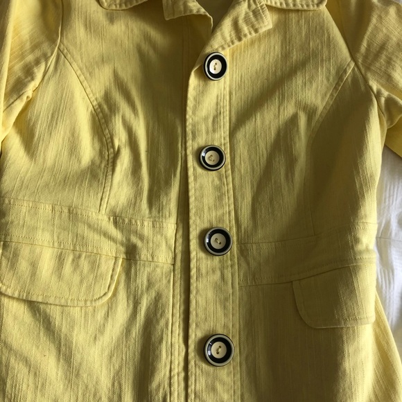 🐯Snazzie Yellow Versatile Jacket🐯 - Picture 12 of 15